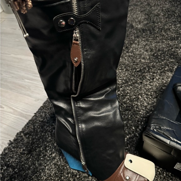 Color block boots - Picture 3 of 8